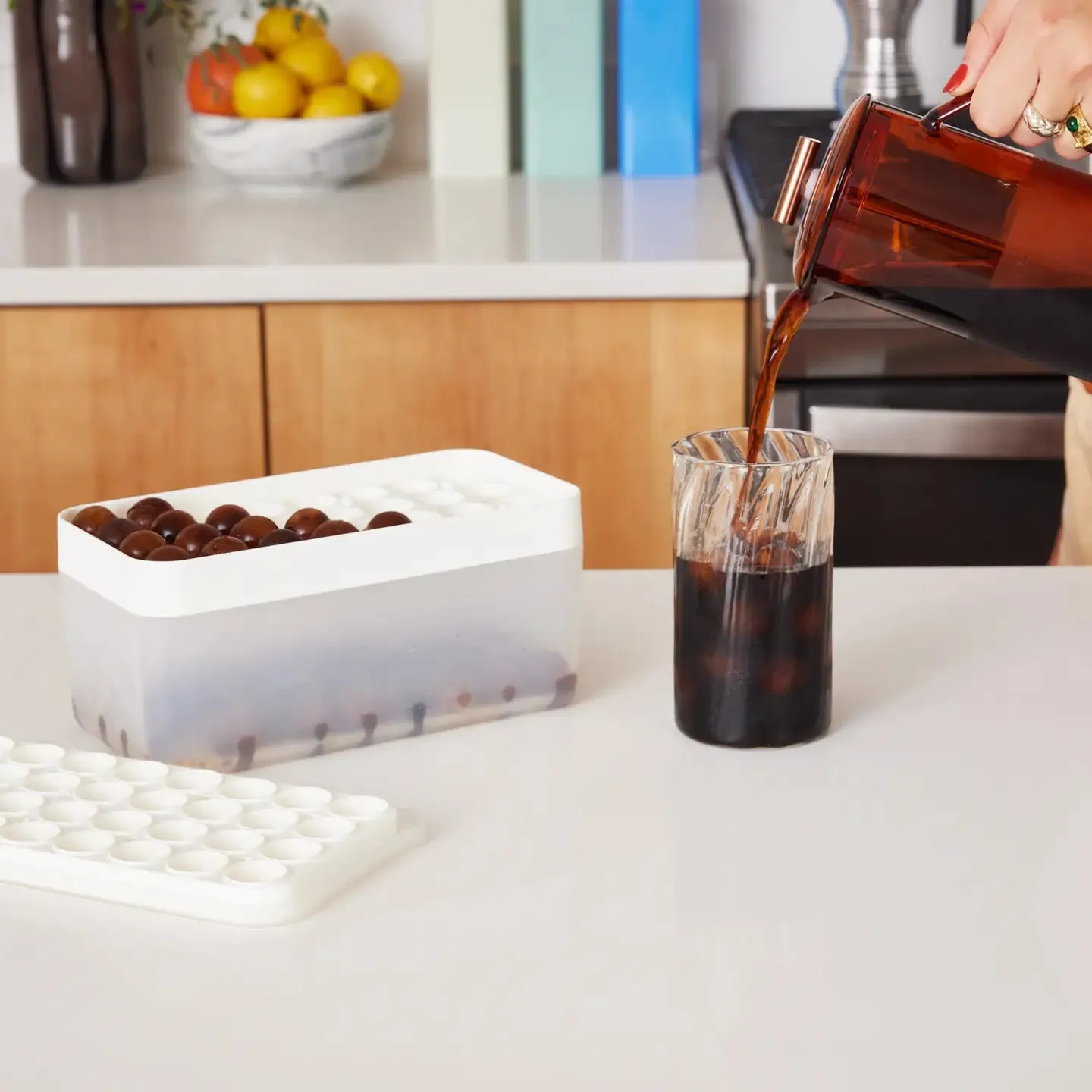 ICE BOX Reusable Silicone Ice Tray & Ice Storage- Charcoal